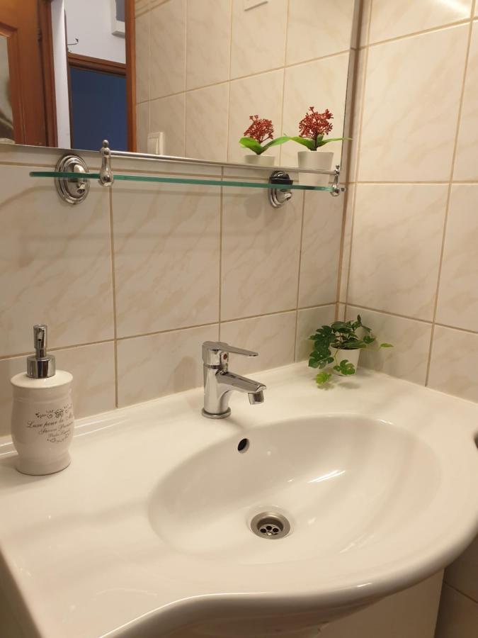 Egri Csillagocska Apartman Exteriör bild