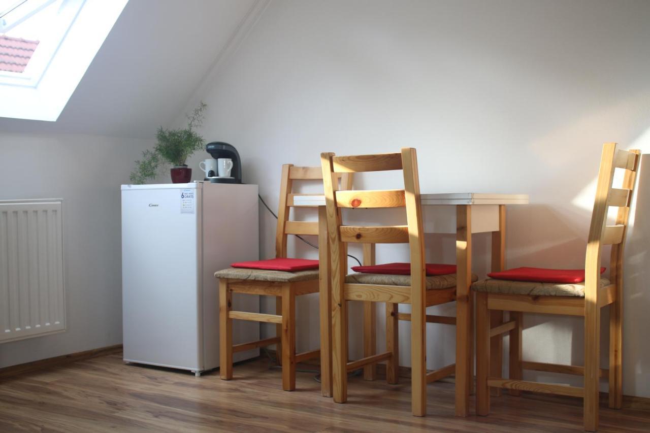 Egri Csillagocska Apartman Exteriör bild